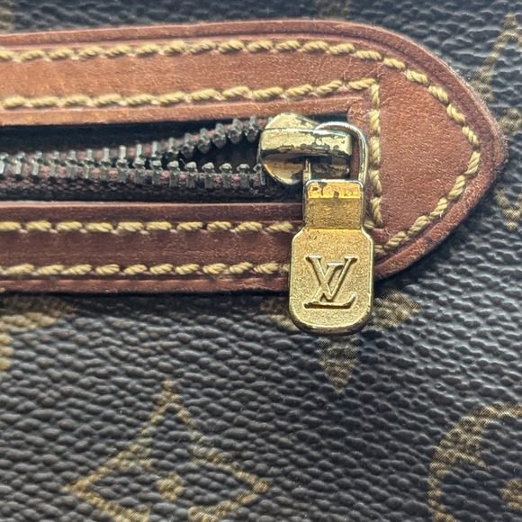 Louis Vuitton Trousse Pochette Clutch - Picture 5 of 9